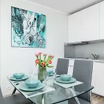 Apartamento Seaside With A Swimming Pool And Sauna Close To The In By Renters *