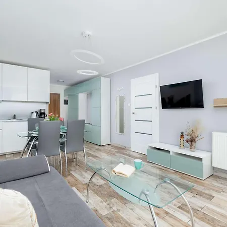 Seaside With A Swimming Pool And Sauna Close To The In By Renters Apartment Kolobrzeg