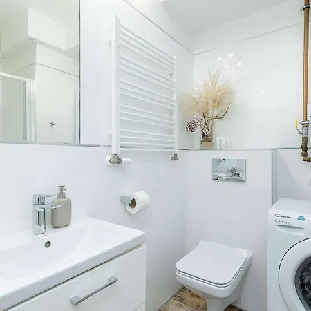 Apartment Seaside With A Swimming Pool And Sauna Close To The In By Renters *